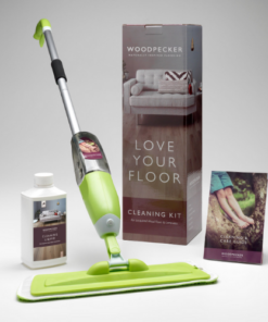 CLEANING KIT FOR LACQUERED LAMINATE FLOORS