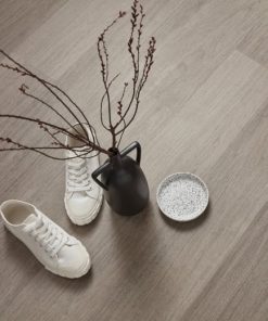 kp grey studio oak hallwaycameo ls cm jpg