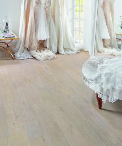 krp imgimagesproductsswatchesproductlistingimagescommercialroomsetsknighttilekpcoastalsawnoakweddingboutiquep cm jpg